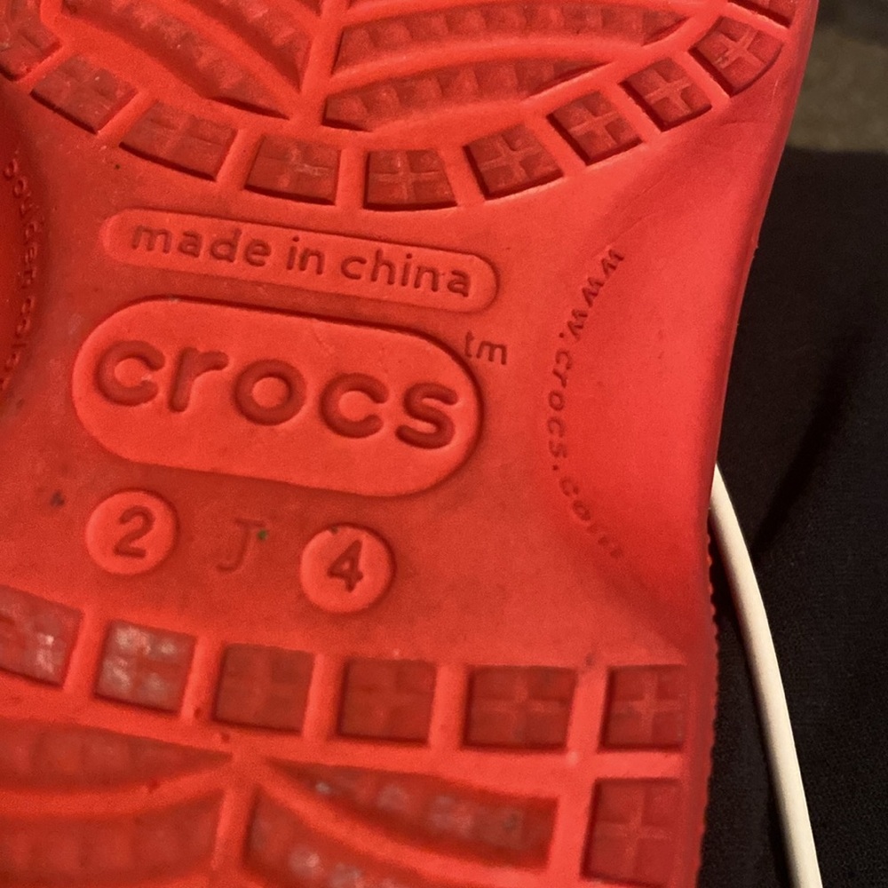 Kids Red Clogs - Picture 4 of 4